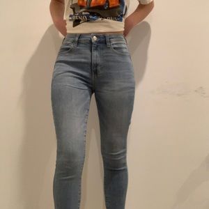 American Eagle Skinny Jeans size 4